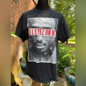 All eyes on me 2 PAC graphic tee